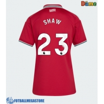 Fotballdrakt Dame Manchester United Luke Shaw #23 Hjemmedrakt 2026-27 Kortermet